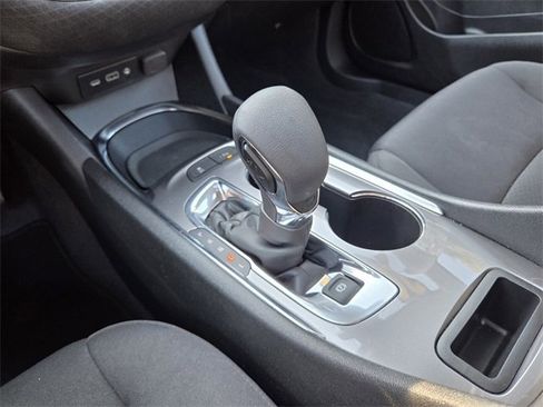 Used 2024 Chevrolet Malibu LT image 36