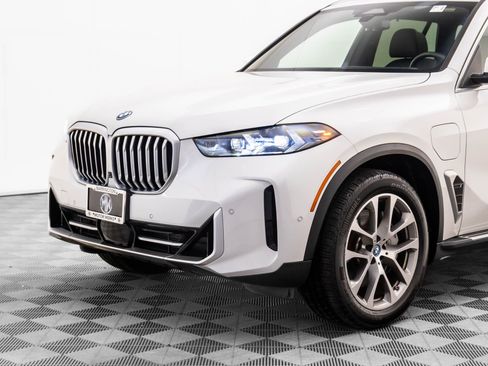 Certified 2024 BMW X5 xDrive50e w/ Executive Package image 39