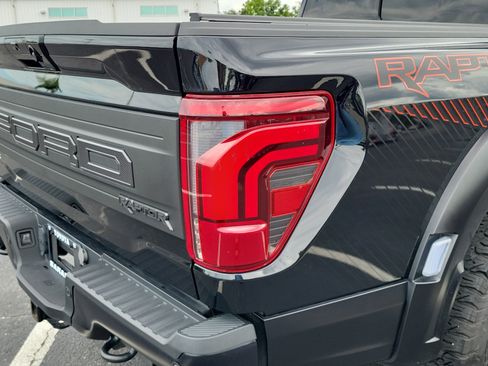Used 2024 Ford F150 Raptor AWD/4WD image 11