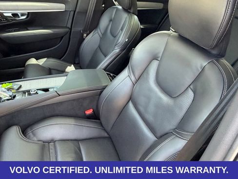 Certified 2025 Volvo V90 B6 Cross Country Ultra AWD/4WD image 27