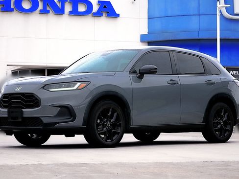 Used 2023 Honda HR-V Sport image 1