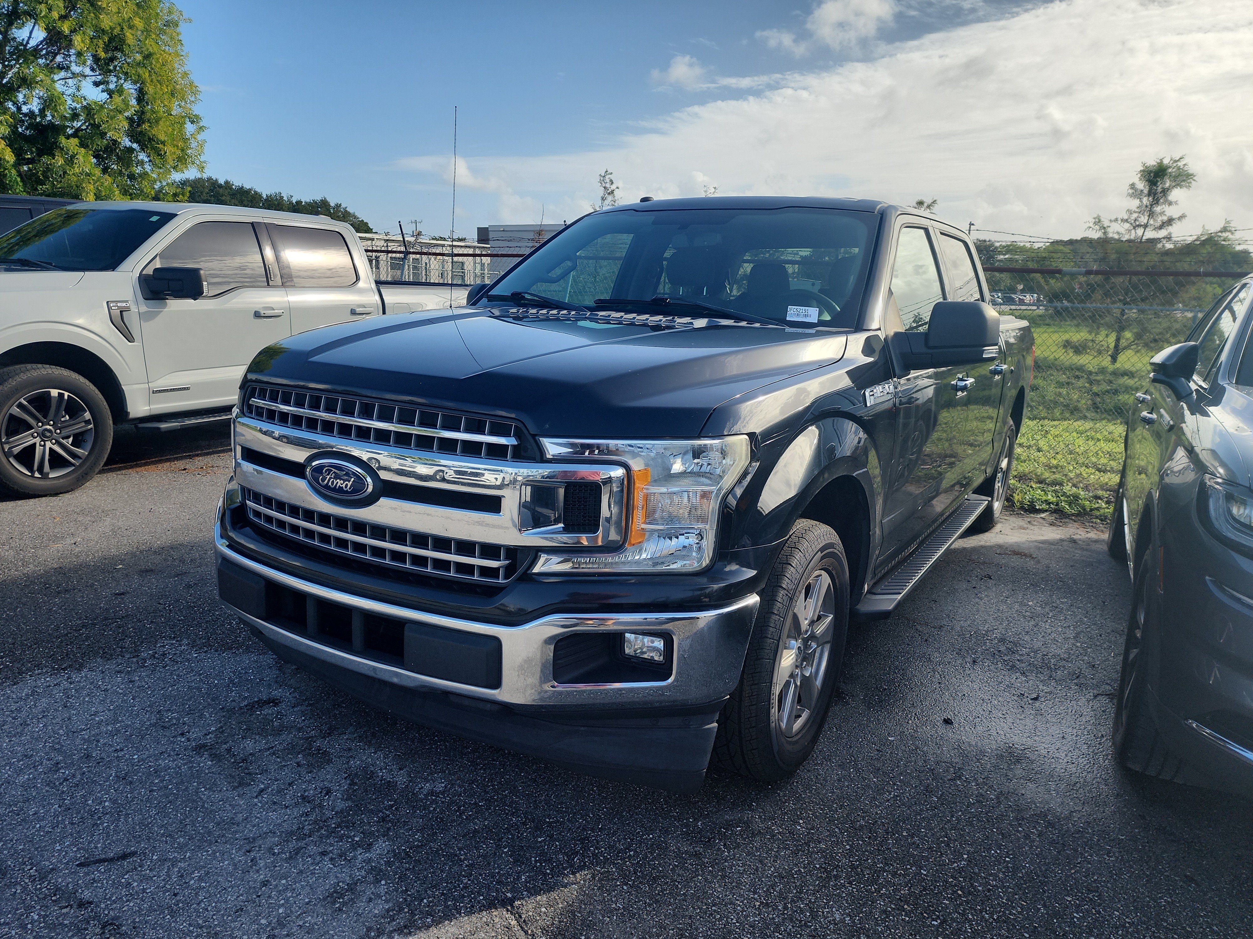 Used 2018 Ford F150 XLT w/ Equipment Group 301A Mid RWD image 1