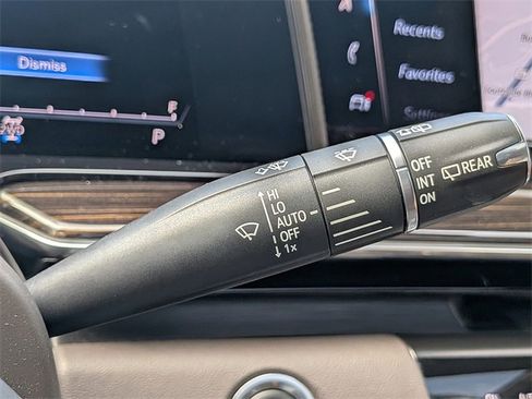 Certified 2021 Cadillac Escalade Premium Luxury w/ Driver Assist Tech Package image 29