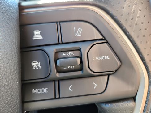 New 2025 Toyota Tundra SR image 18