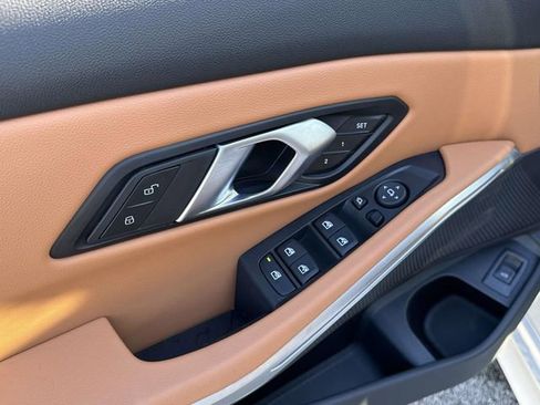 Certified 2025 BMW 330i xDrive Sedan w/ Convenience Package image 26