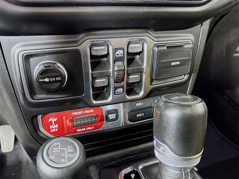 Used 2021 Jeep Wrangler Unlimited Rubicon 4xe w/ Steel Bumper Group image 18