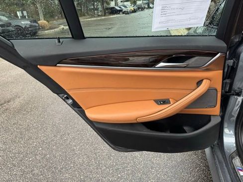 Used 2019 BMW 530i xDrive w/ M Sport Package image 26