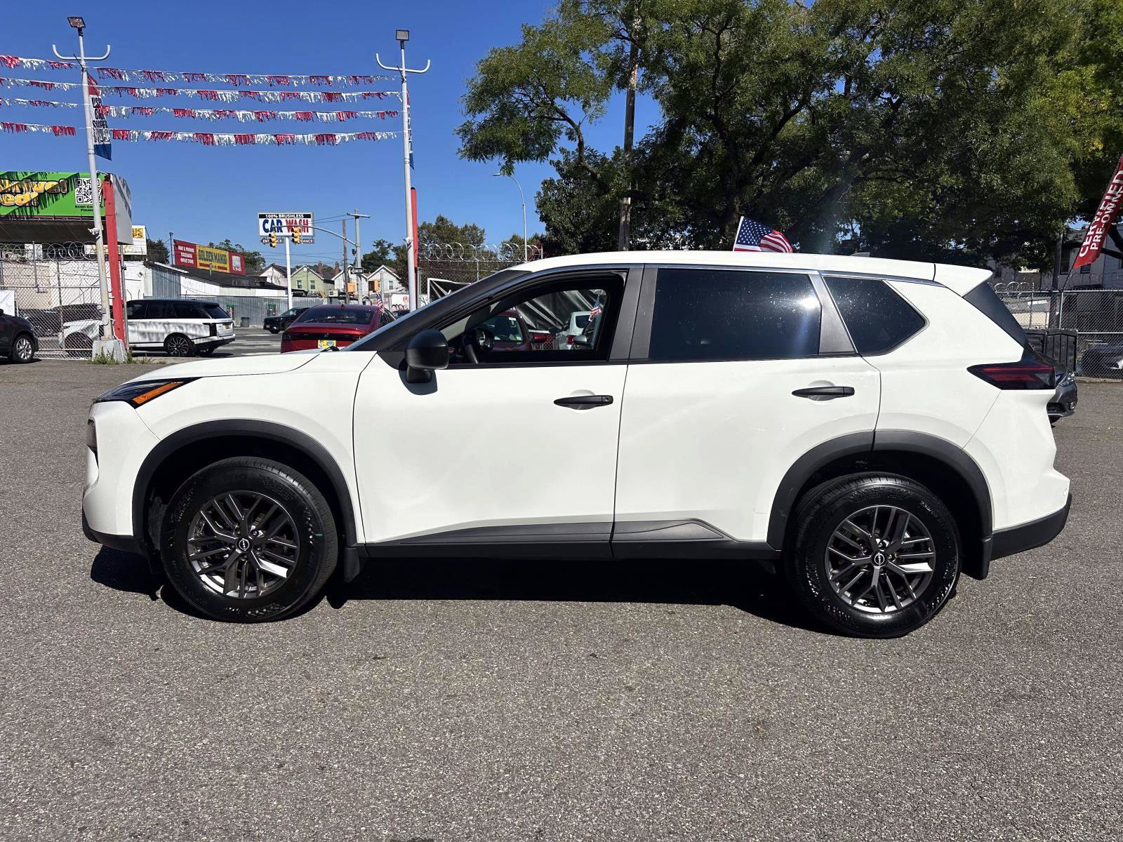 Certified 2025 Nissan Rogue S AWD/4WD image 6