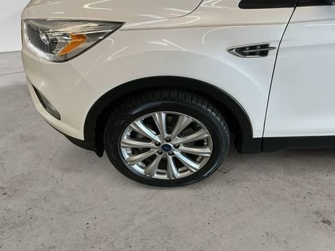 Used 2017 Ford Escape Titanium AWD/4WD image 9