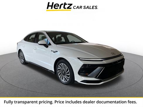Used 2025 Hyundai Sonata SEL FWD image 1