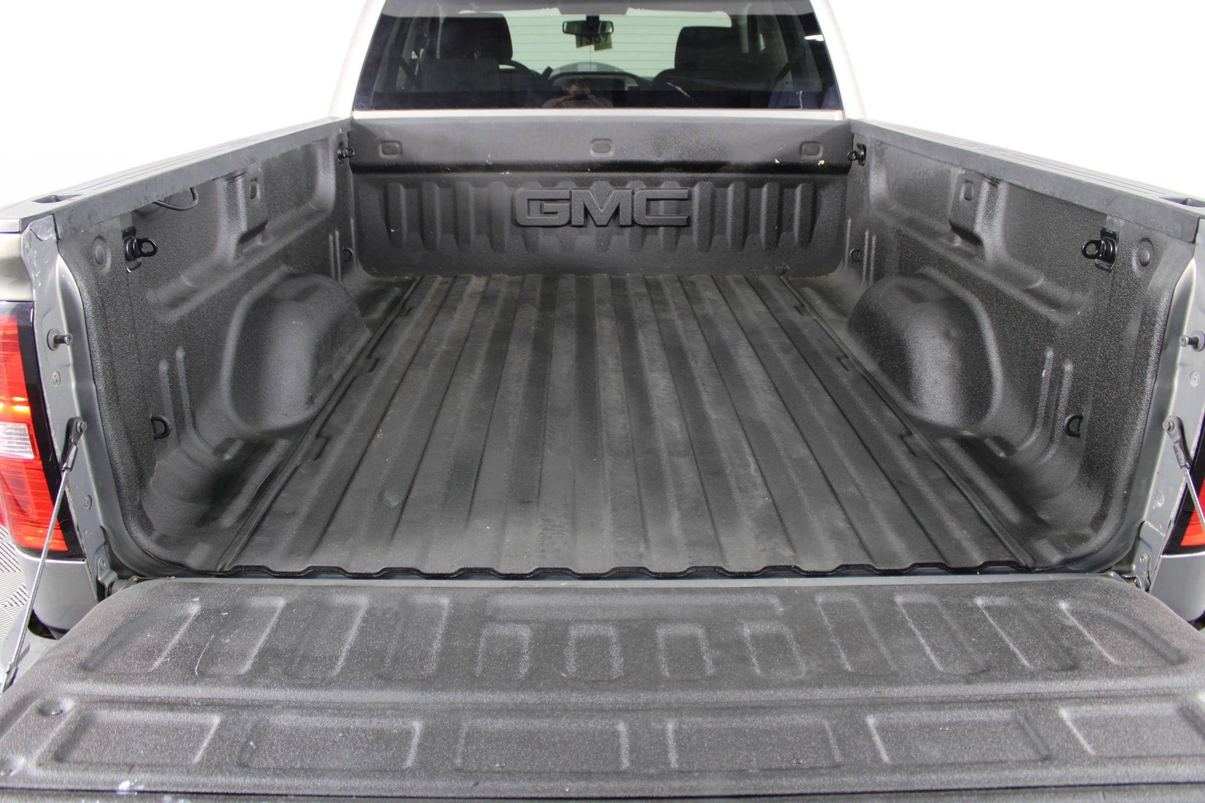 Used 2017 GMC Sierra 1500 SLE w/ SLE Value Package AWD/4WD image 24