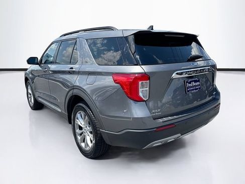 Used 2021 Ford Explorer XLT w/ Equipment Group 202A AWD/4WD image 8