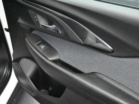 Used 2023 Chevrolet TrailBlazer LT w/ Convenience Package image 26