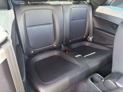Used 2019 Volkswagen Beetle 2.0T SE w/ SE Premium Package image 29