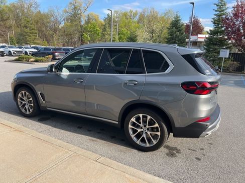Used 2024 BMW X5 xDrive40i w/ Premium Package AWD/4WD image 48