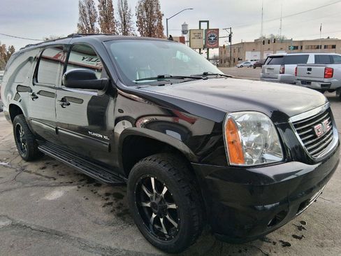 Used 2013 GMC Yukon XL SLT w/ SLT-2 Equipment Package image 7