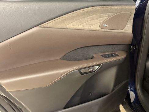 Used 2023 Lexus RX 350 FWD w/ Cold Area Package image 38