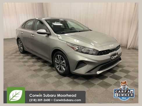 Used 2023 Kia Forte LXS image 1