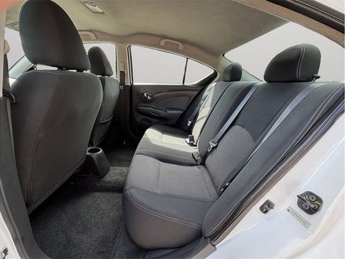 Used 2016 Nissan Versa SV FWD image 23
