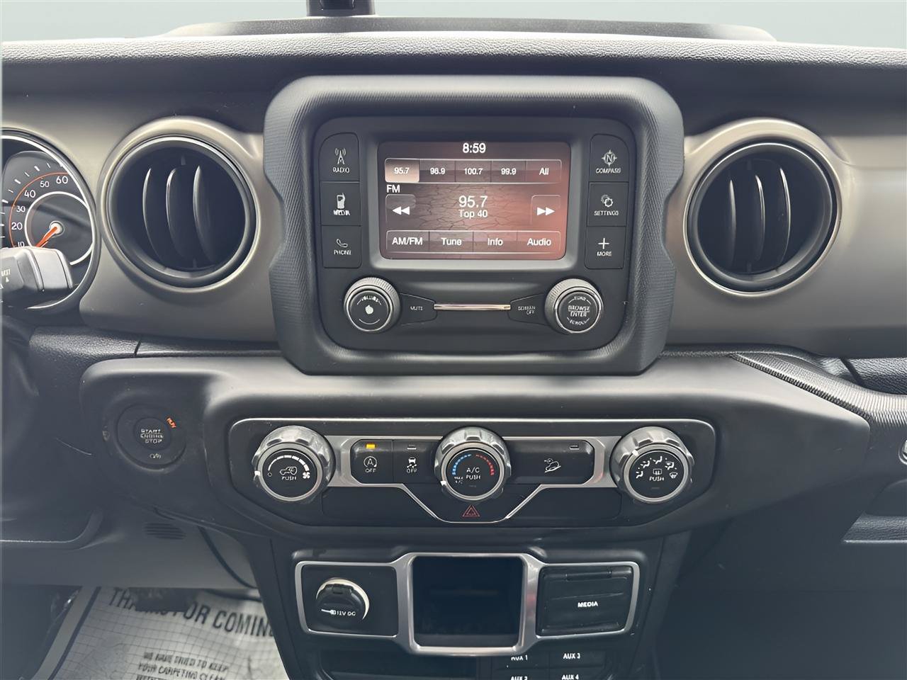 Used 2018 Jeep Wrangler Unlimited Sport AWD/4WD image 20