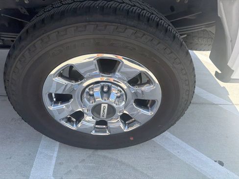 Used 2024 Ford F350 Lariat w/ Lariat Ultimate Package AWD/4WD image 8