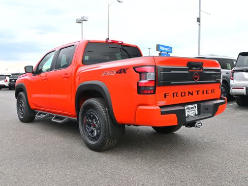 New 2026 Nissan Frontier PRO-4X w/ Pro-4x Convenience Package image 6