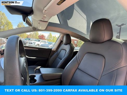 Used 2023 Tesla Model Y Performance image 28