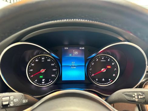 Used 2020 Mercedes-Benz GLC 300 4MATIC image 8