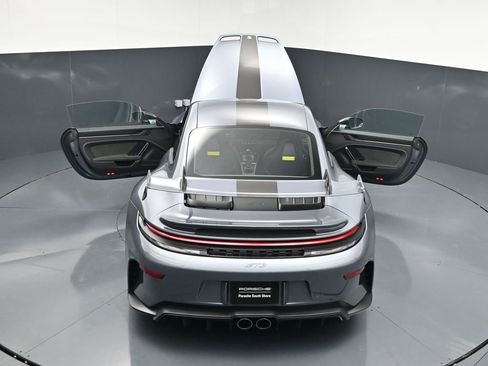 Certified 2026 Porsche 911 GT3 w/ Weissach Package RWD image 29