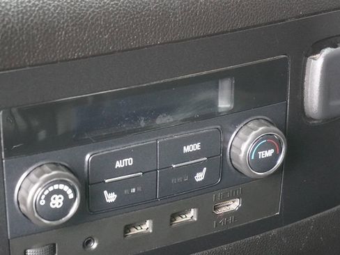 Used 2017 GMC Yukon Denali w/ Open Road Package image 22