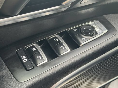 Used 2022 Kia Telluride SX w/ SX Prestige Package AWD/4WD image 12