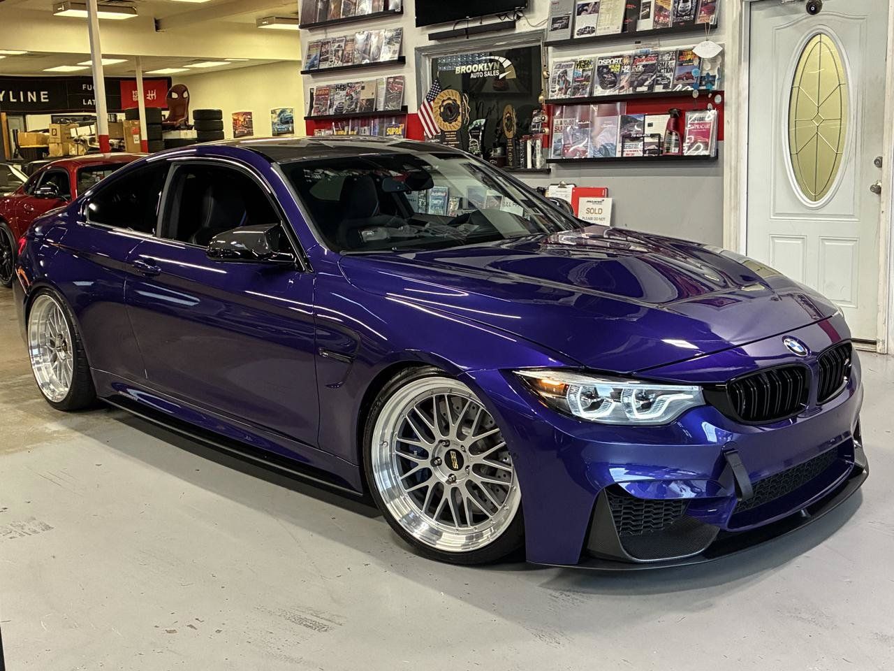 Used 2018 BMW M4 Coupe RWD image 12