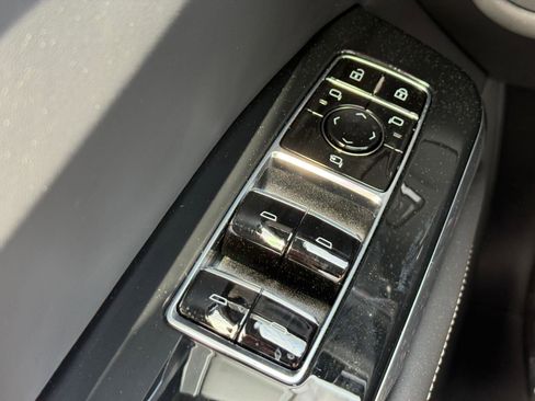 New 2026 Cadillac Escalade Platinum Sport AWD/4WD image 18