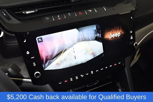 New 2026 Jeep Grand Cherokee Limited w/ Limited Altitude Package AWD/4WD image 17