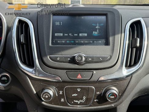 Used 2018 Chevrolet Equinox LT image 14