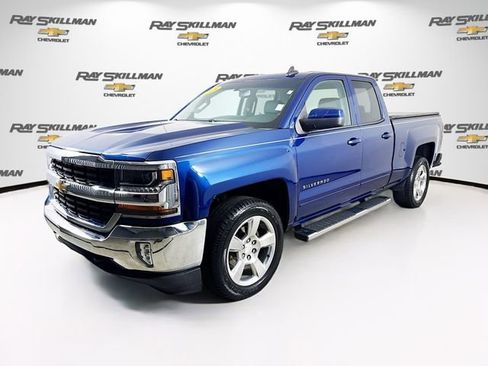 Used 2018 Chevrolet Silverado 1500 LT w/ All Star Edition AWD/4WD image 3