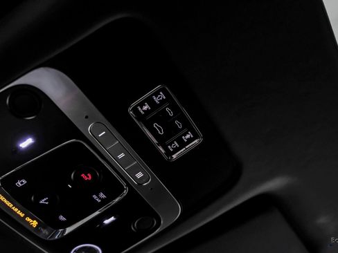 Used 2022 Bentley Flying Spur V8 AWD/4WD image 40