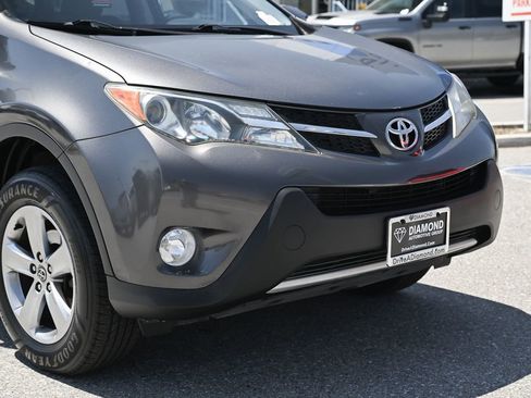 Used 2015 Toyota RAV4 XLE FWD image 9
