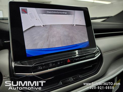 New 2026 Jeep Compass Limited w/ Sun, Sound & Navigation Group image 21