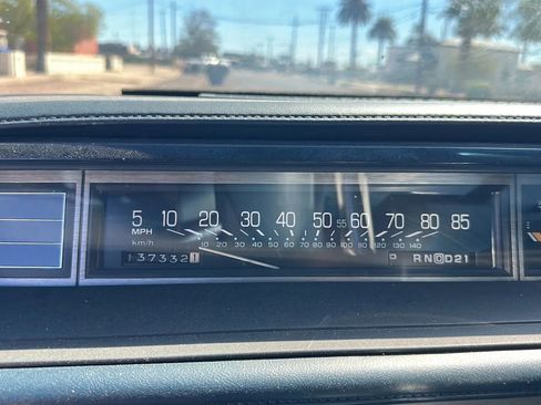 Used 1990 Oldsmobile 88 Royale Brougham image 39