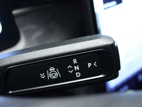 Used 2022 Rivian R1T Adventure image 21