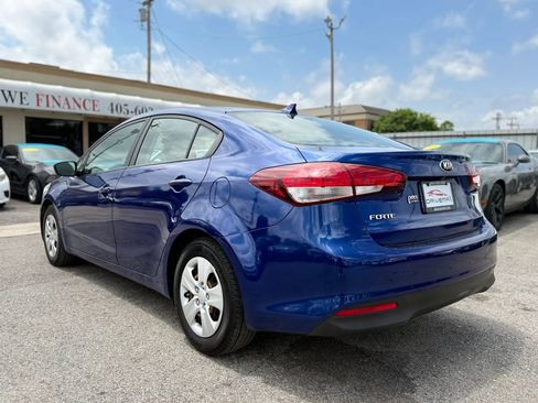 Used 2017 Kia Forte LX w/ LX Popular Package FWD image 10