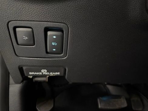 Used 2019 Ford F250 Lariat w/ Lariat Ultimate Package AWD/4WD image 20