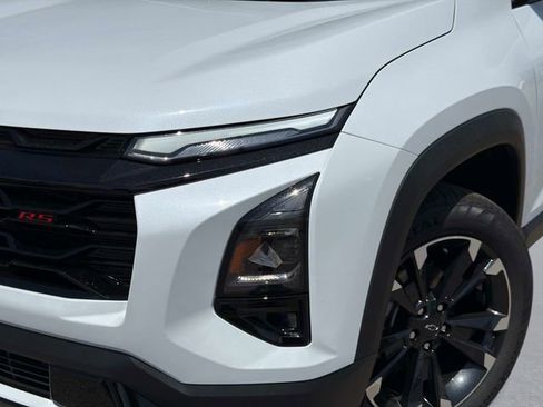 New 2026 Chevrolet Equinox RS FWD image 9
