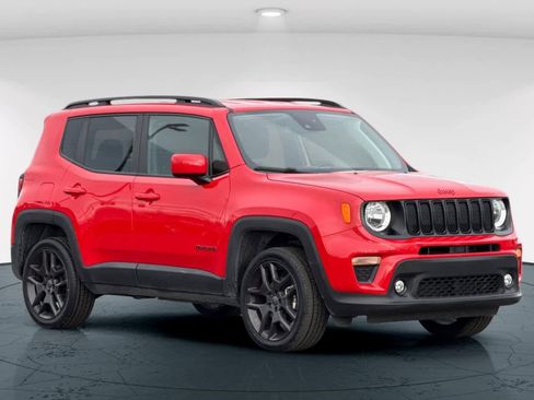 Used 2022 Jeep Renegade Latitude w/ Convenience Group image 5