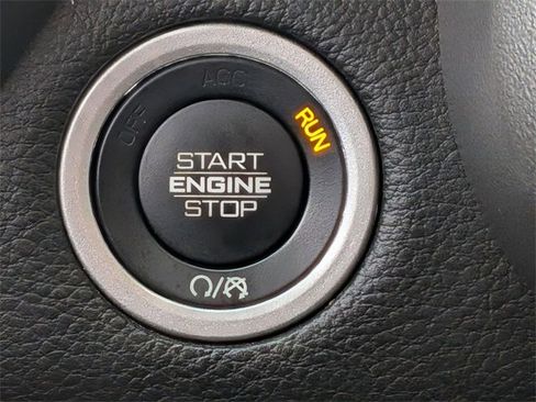 Certified 2024 RAM 1500 Laramie image 24