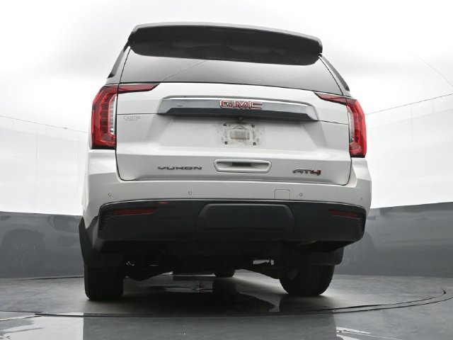 Used 2023 GMC Yukon XL AT4 AWD/4WD image 17