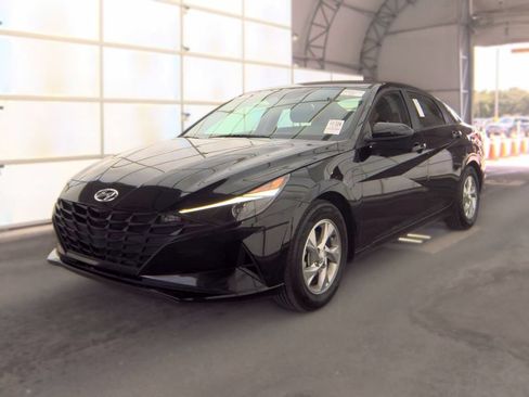 Used 2023 Hyundai Elantra SE FWD image 1