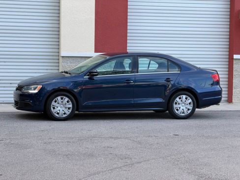 Used 2013 Volkswagen Jetta SE FWD image 10