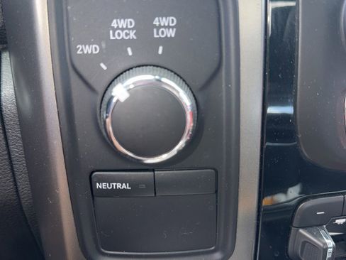 Used 2018 RAM 2500 Laramie w/ Sport Appearance Group AWD/4WD image 12